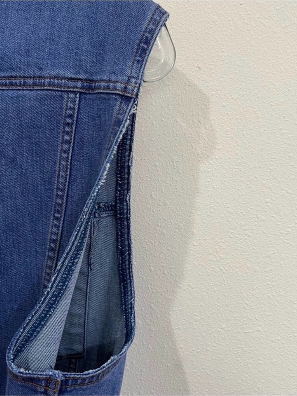 ASOS Trucker Jean Vest Oversized Sleeveless Blue Denim Medium Wash US 6 / UK 10 - Picture 8 of 11